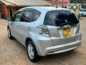 Honda Fit Automatic 2012 Silver