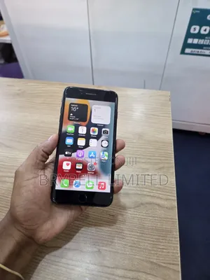 Apple iPhone 7 Plus 32 GB Black