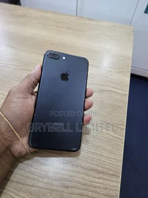 Apple iPhone 7 Plus 32 GB Black