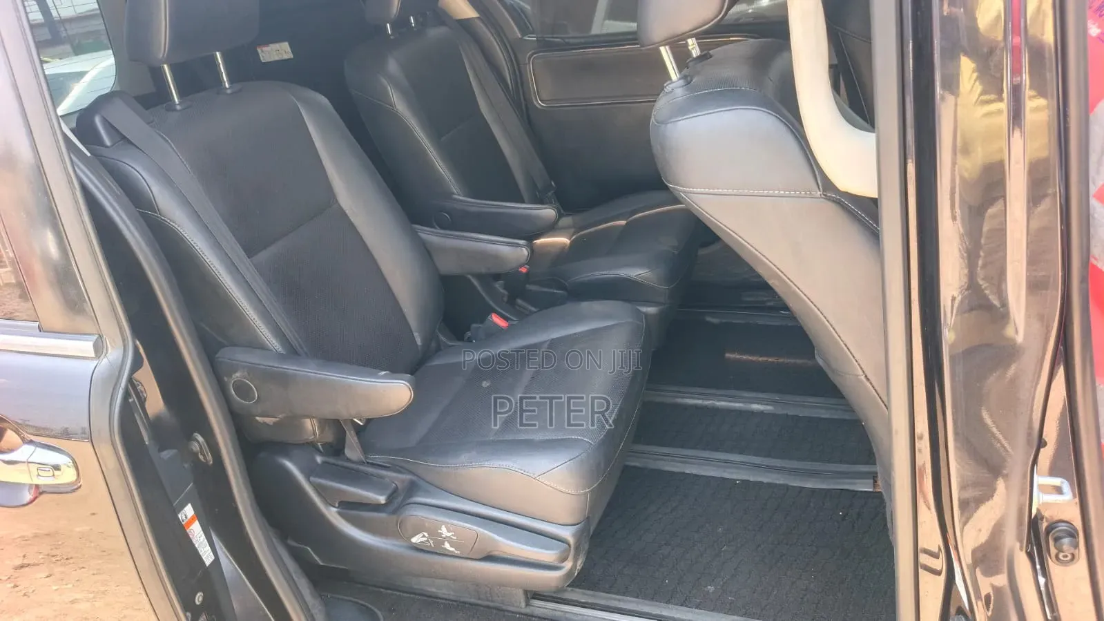 Toyota Esquire 2018 Black