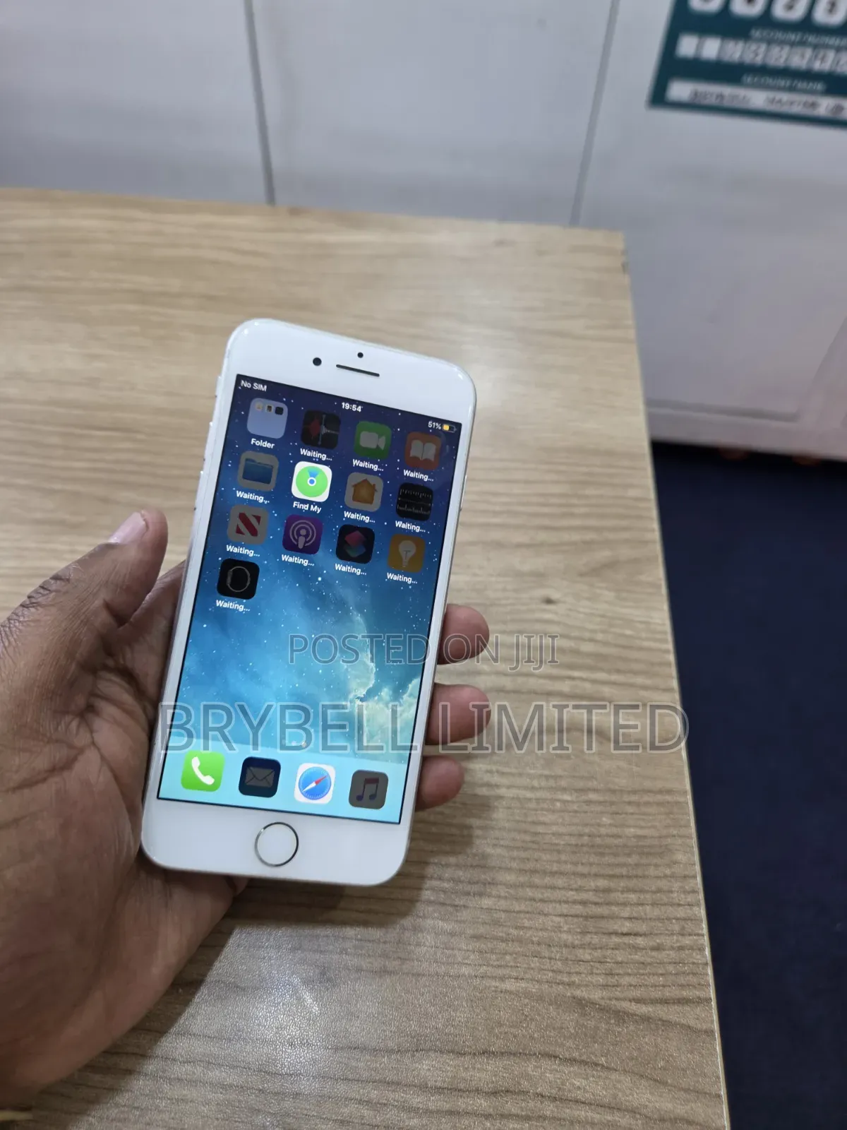 Apple iPhone 8 64 GB White