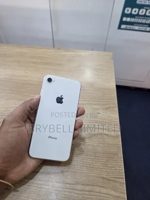 Apple iPhone 8 64 GB White