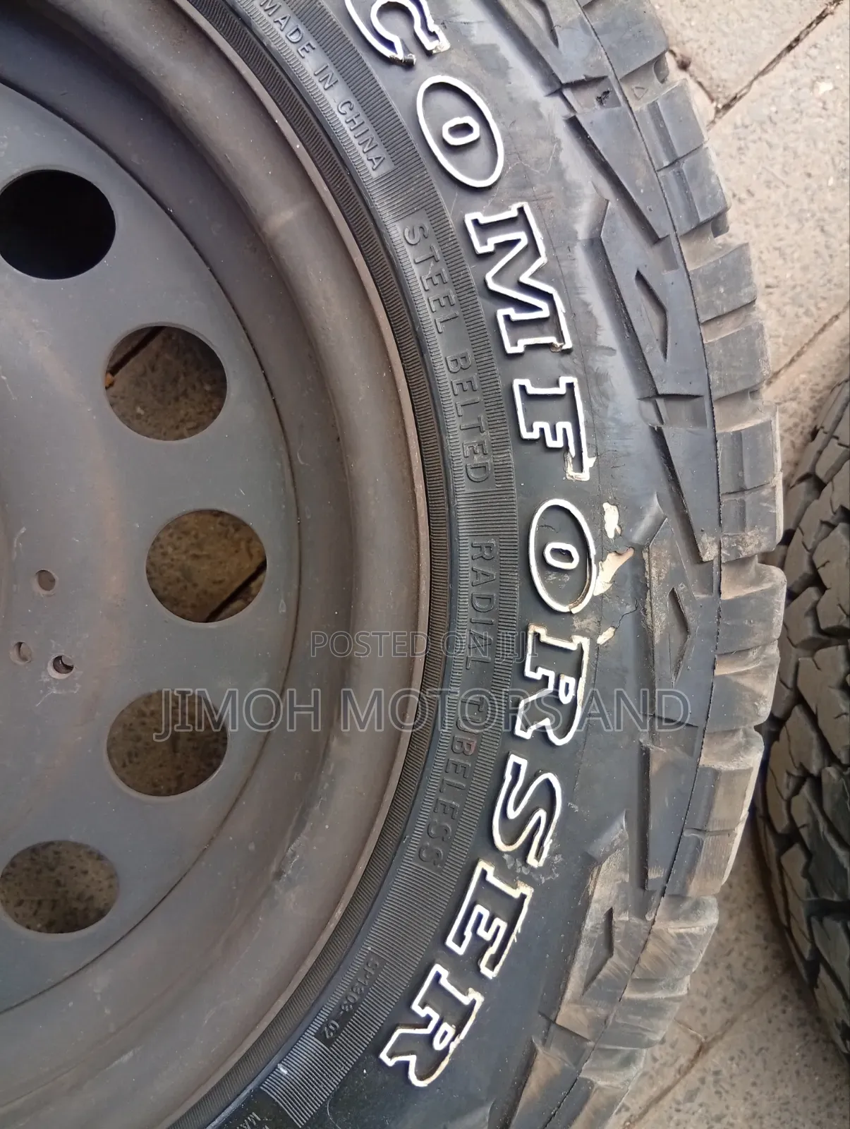 Comforser Tubeless Tyres
