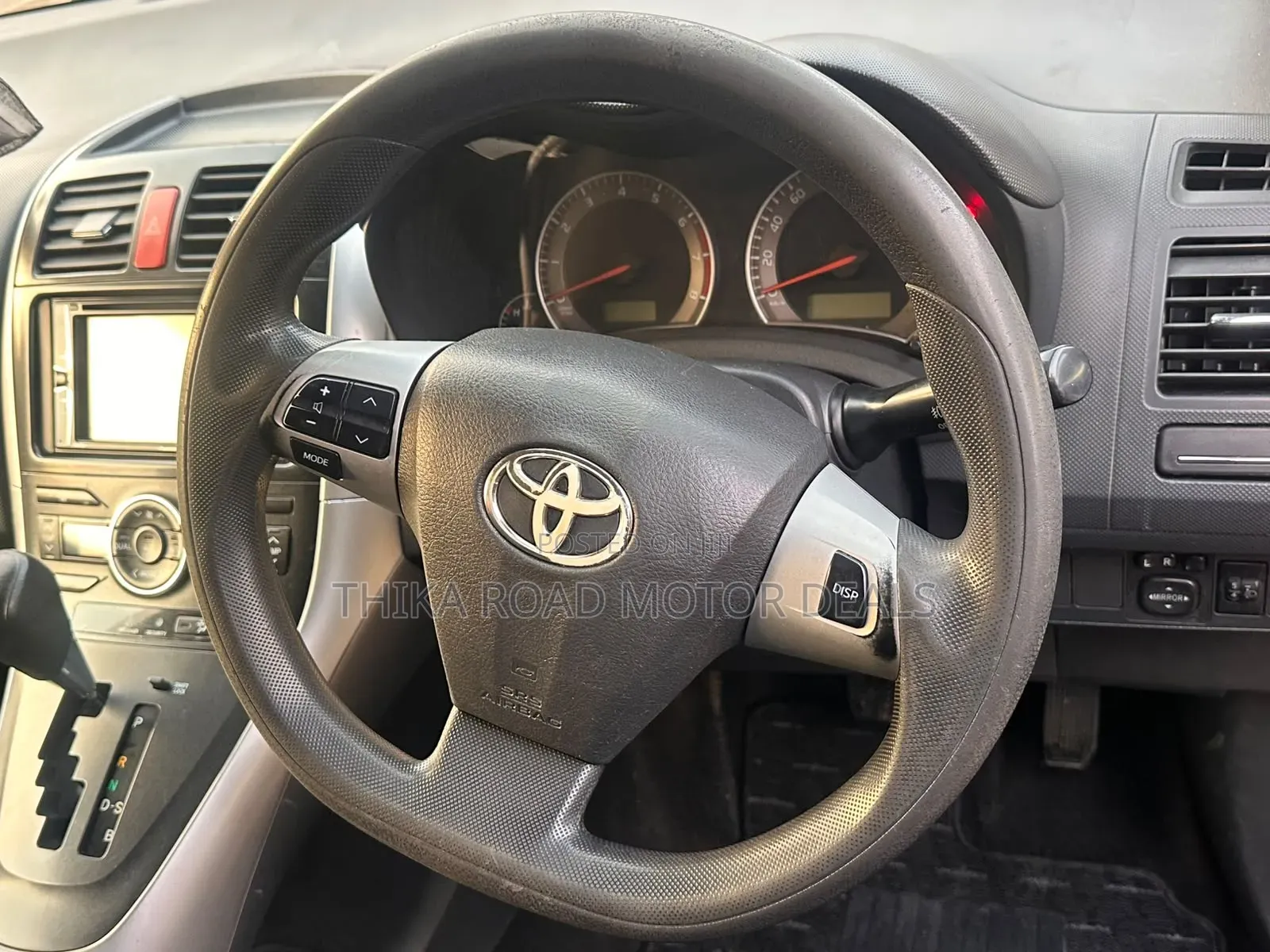 Toyota Auris 2011