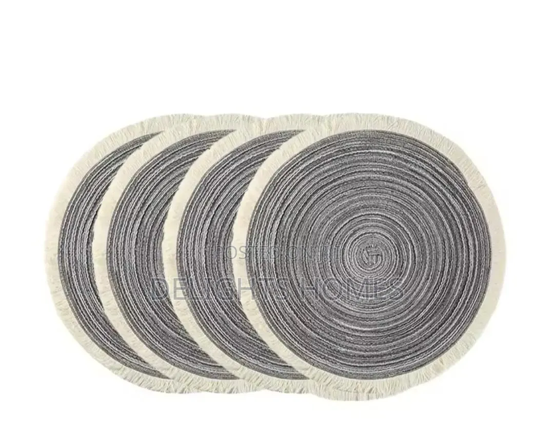 Woven Round Braided Environmentally Friendly Table Placemats-Car