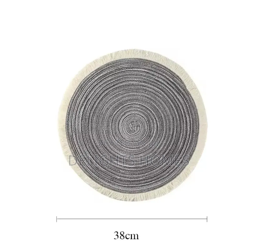 Woven Round Braided Environmentally Friendly Table Placemats-Car