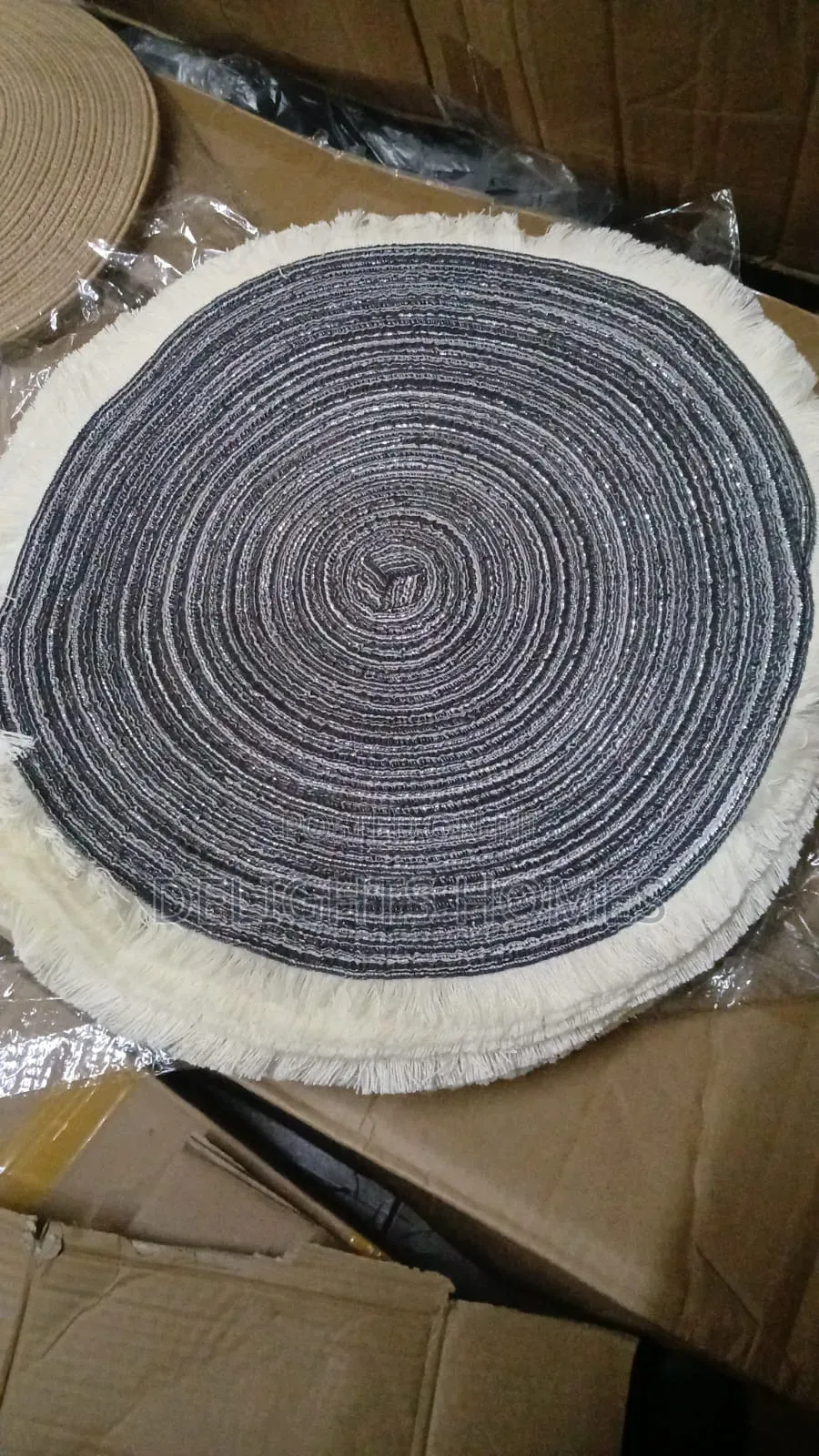 Woven Round Braided Environmentally Friendly Table Placemats-Car