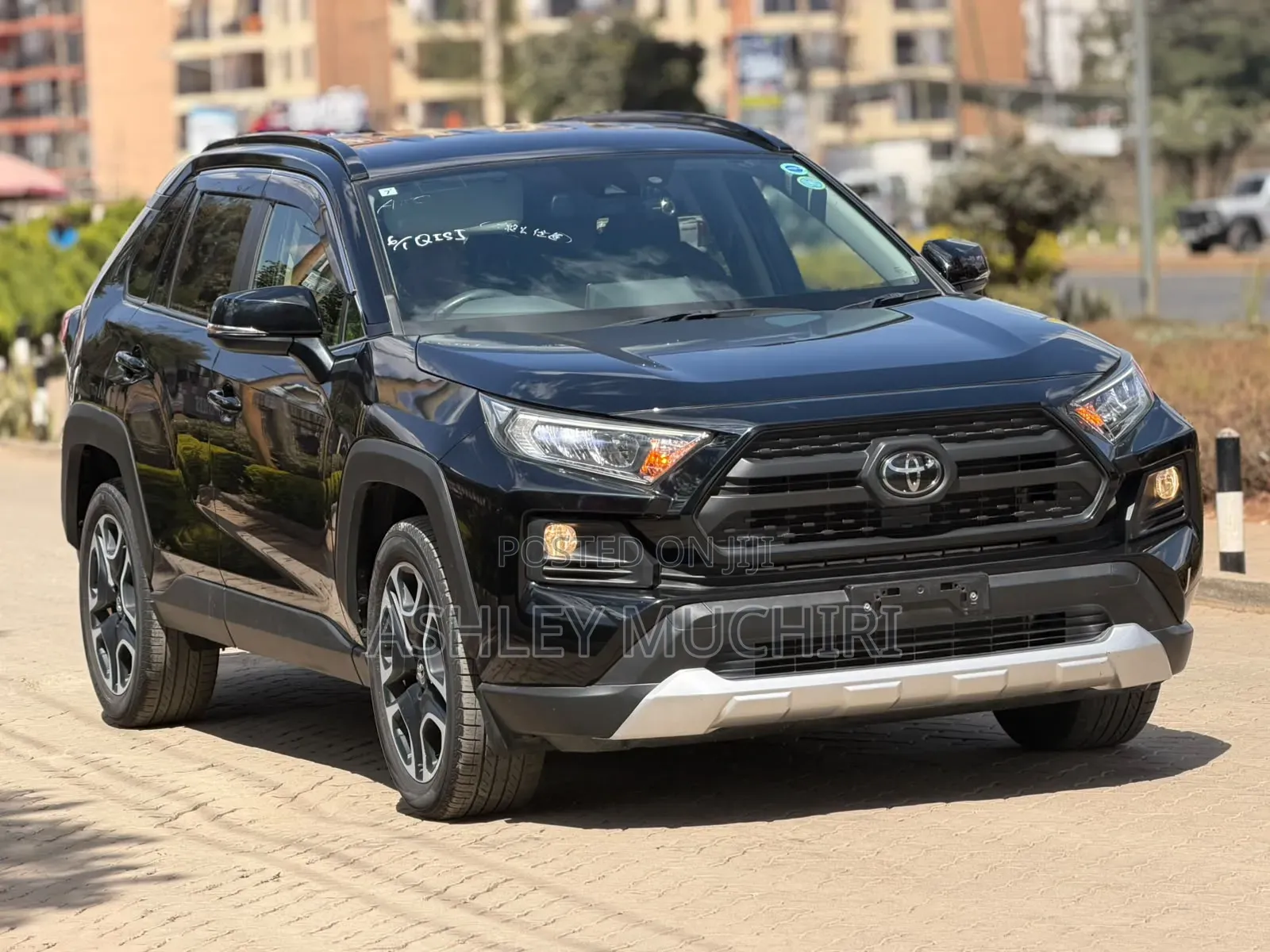 Toyota RAV4 2019 Blue