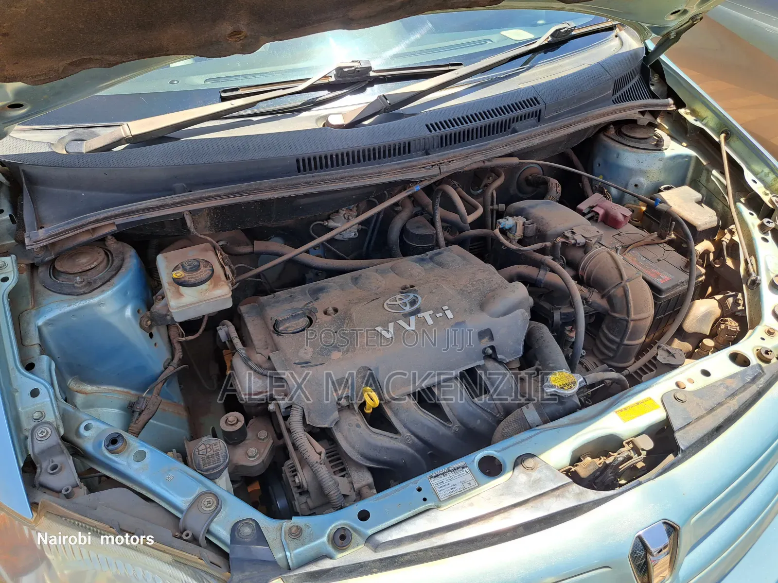 Toyota IST 2003 Silver