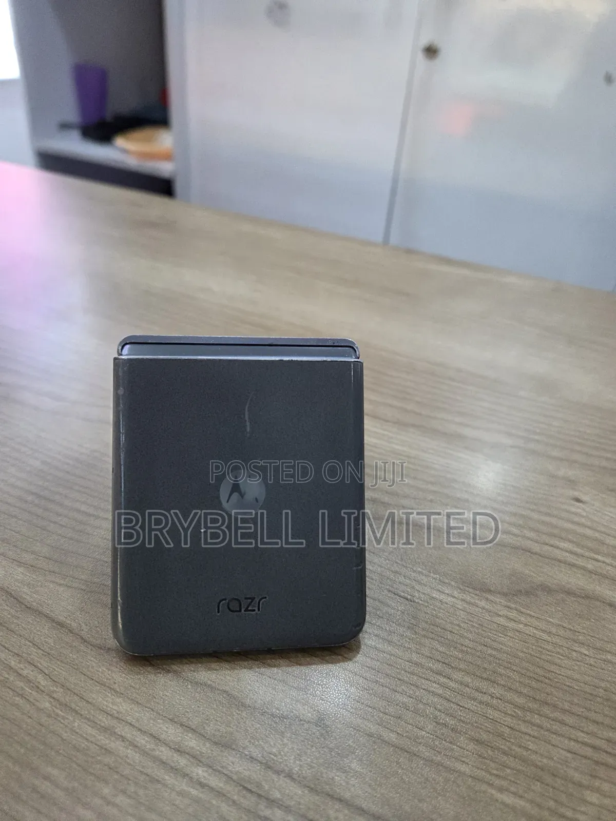 Motorola Razr 2024 256 GB Gray