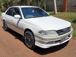 Toyota Carina 2001 White