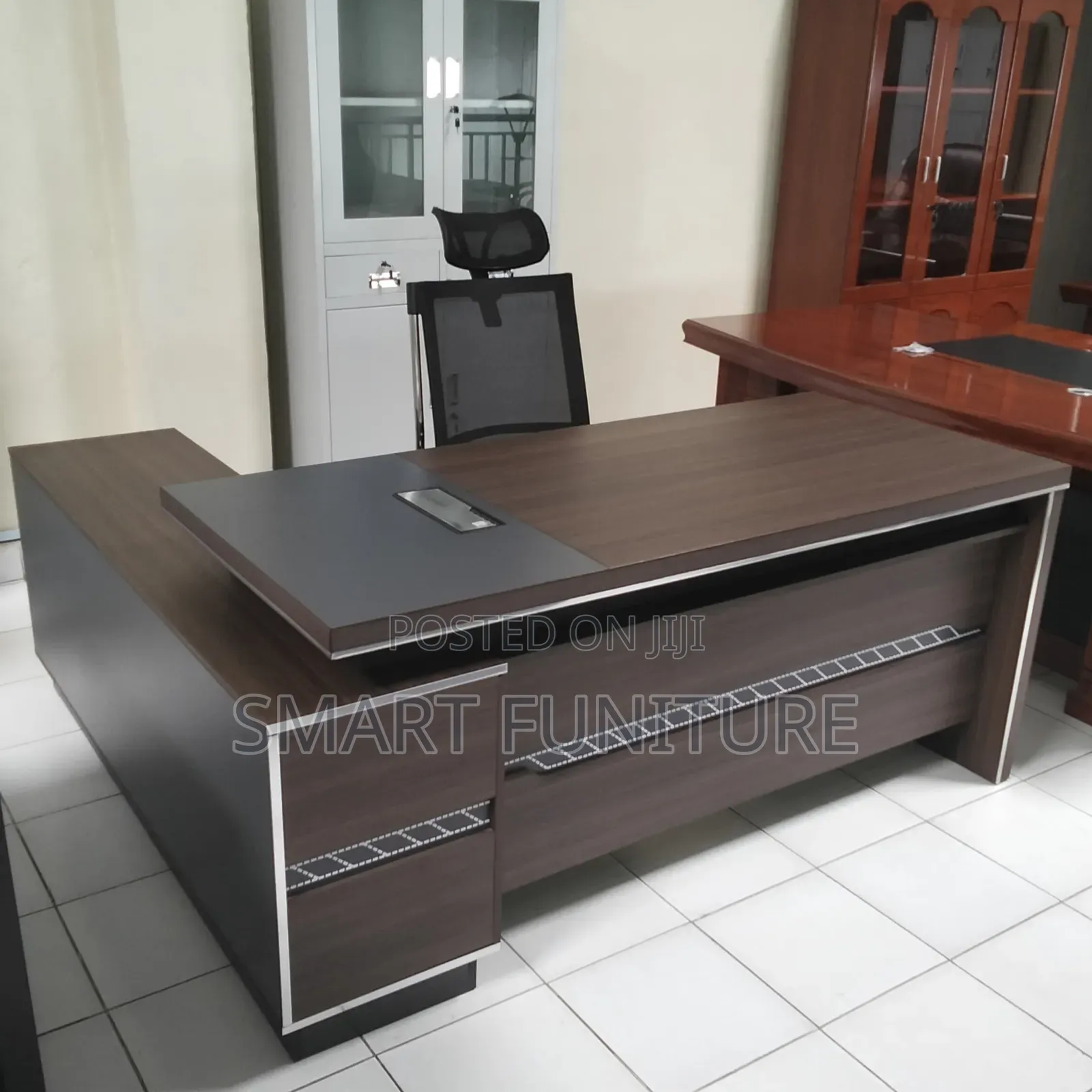 Executive Office Desk 1.4 MTR Office Desk