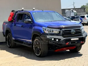 Toyota Hilux 2019 Blue