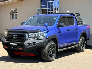 Toyota Hilux 2019 Blue