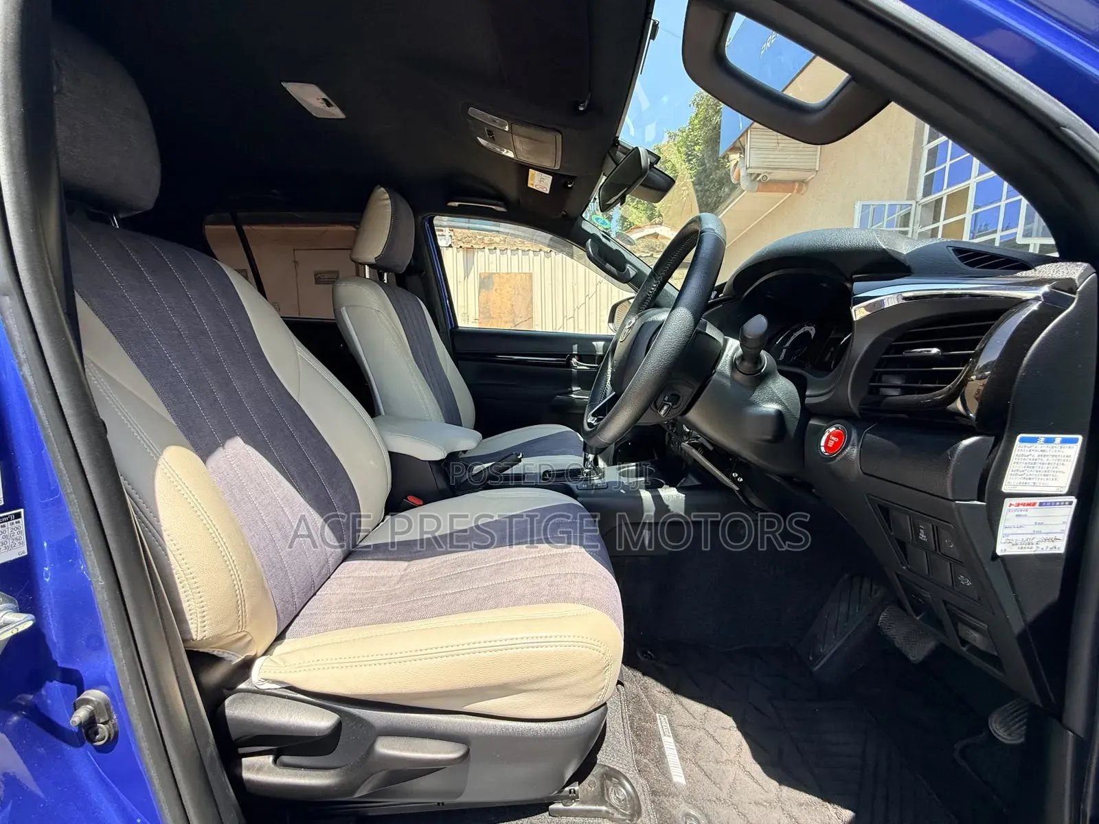 Toyota Hilux 2019 Blue