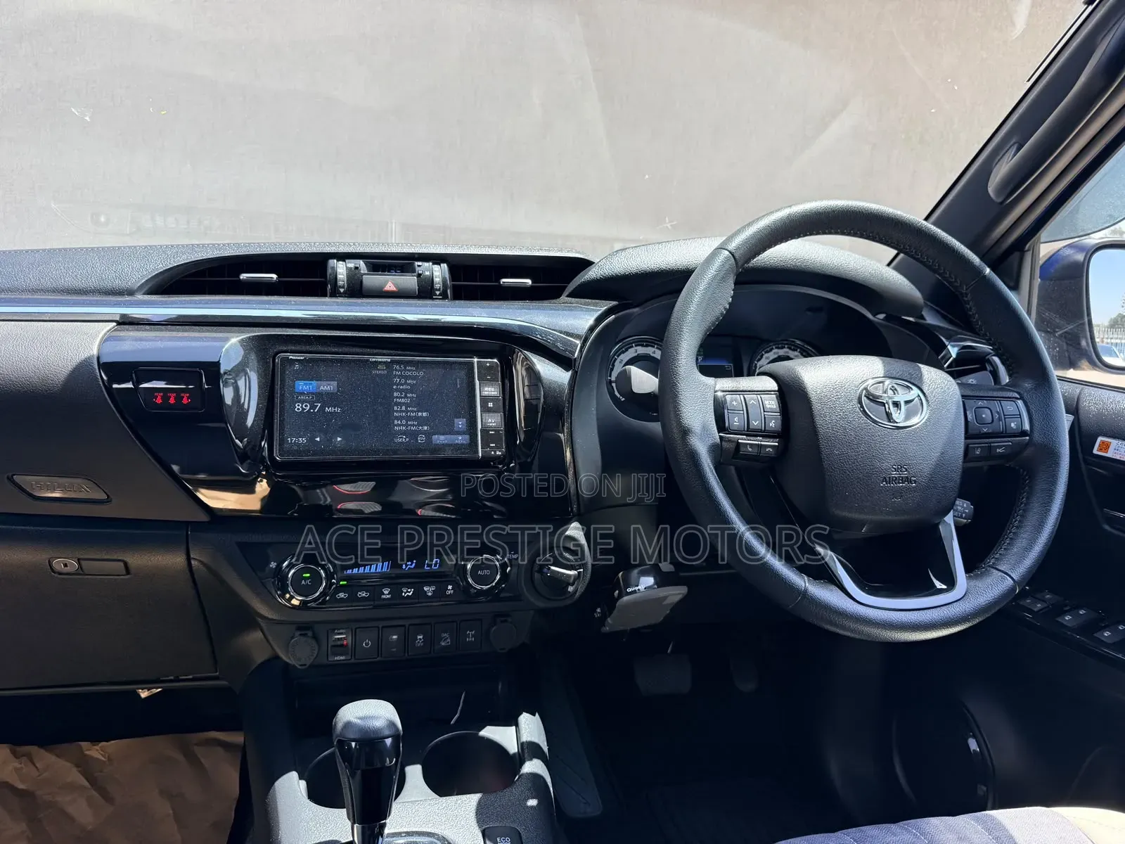 Toyota Hilux 2019 Blue