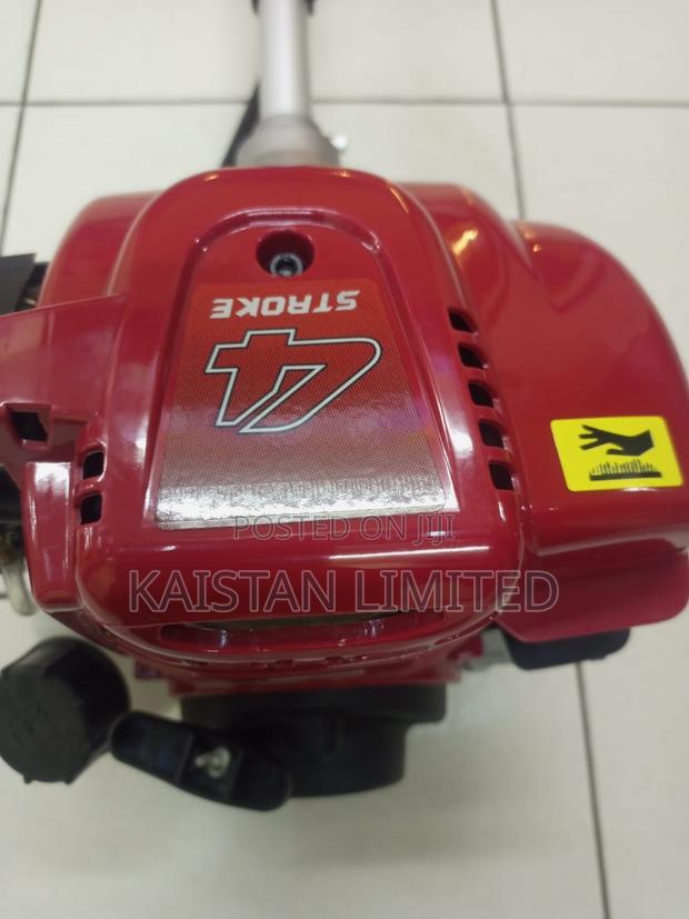 Premier4-Stroke Petrol Grass Trimmer + 2 Cutting Blades - thumbnail 2