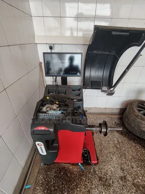 Durable Cabinet Construction Heavy Duty Wheel Balancer S909 Sunshine