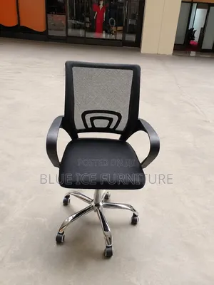 Comfortable Swivel Desk Chair for Sale in Kenya