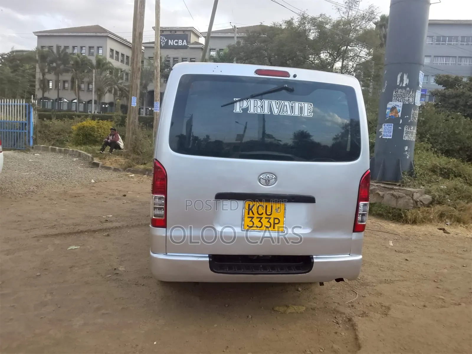 Toyota HiAce 2012 Silver