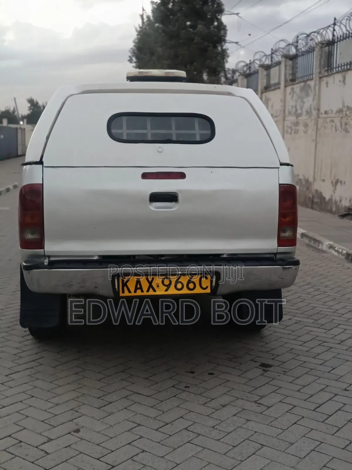 Toyota Hilux 2006 Silver
