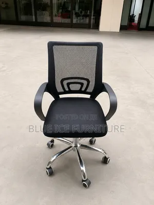 Comfortable Swivel Desk Chair for Sale in Kenya
