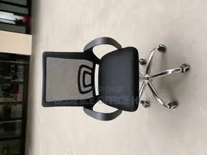 Comfortable Swivel Desk Chair for Sale in Kenya