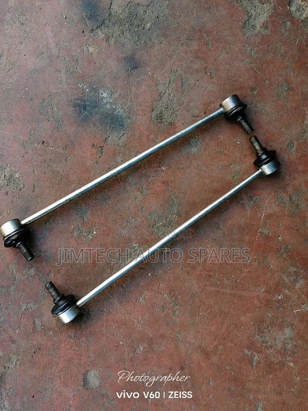 Toyota Fielder Front Stabilizer Links