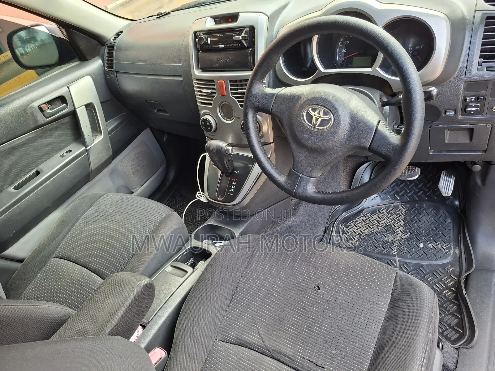Toyota Rush 1.5 AWD 2007 Black