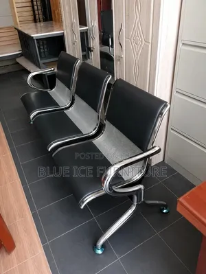 Office 3 Seater Waiting Chair With Chrome Frame