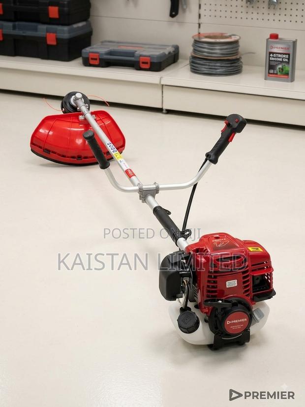 4-Stroke Petrol Brush Cutter 2 Blade