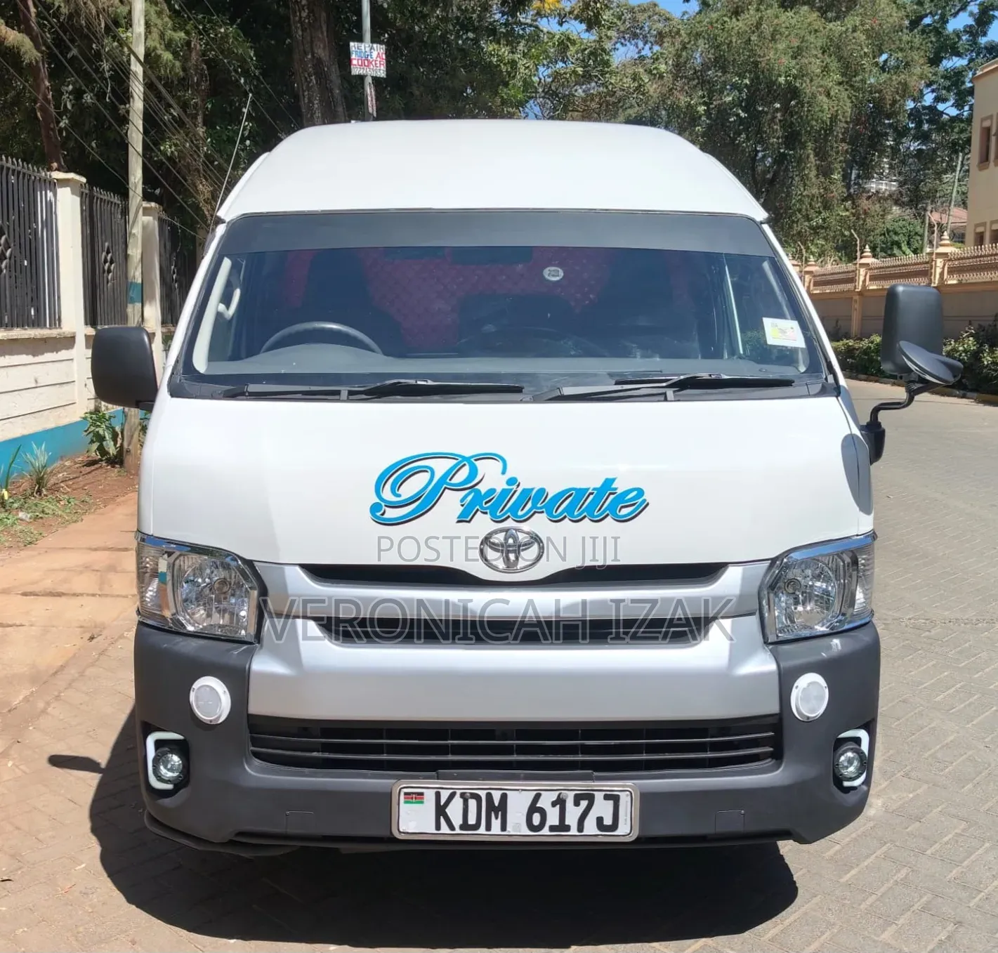 Toyota HiAce 2017 White