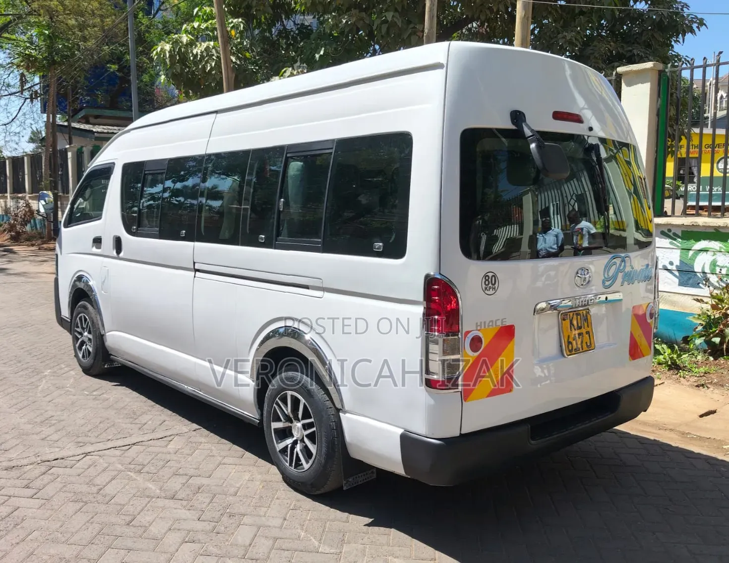 Toyota HiAce 2017 White