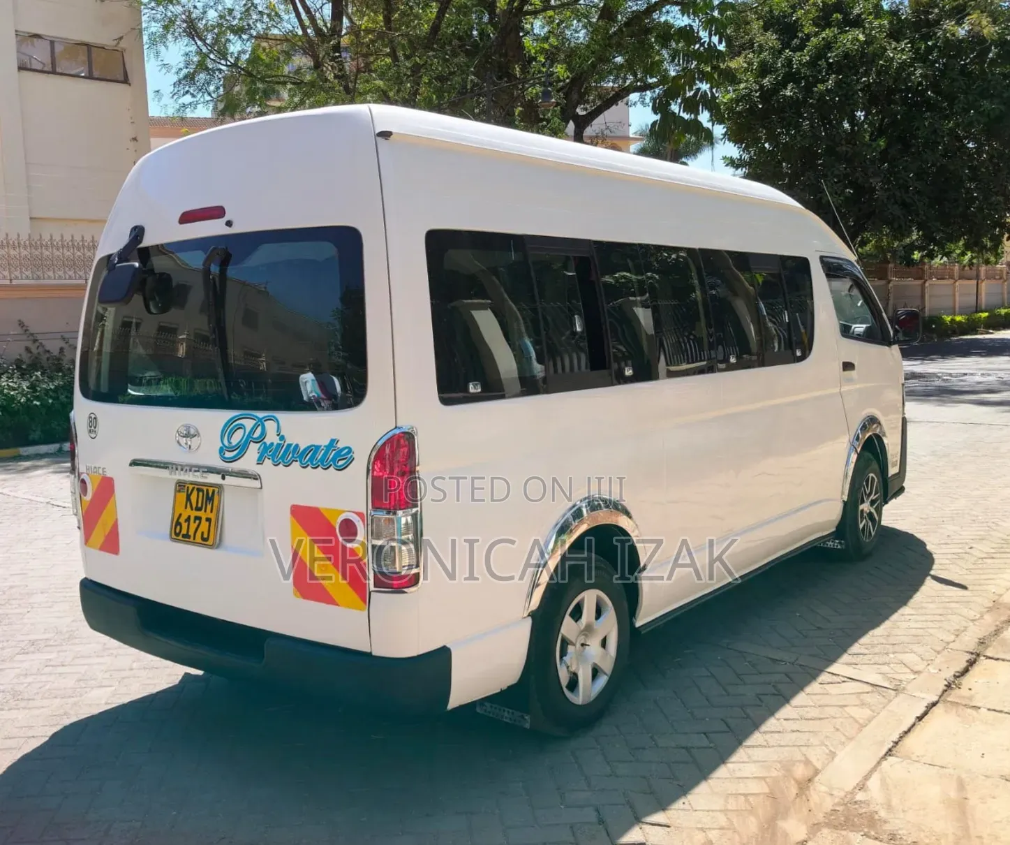 Toyota HiAce 2017 White