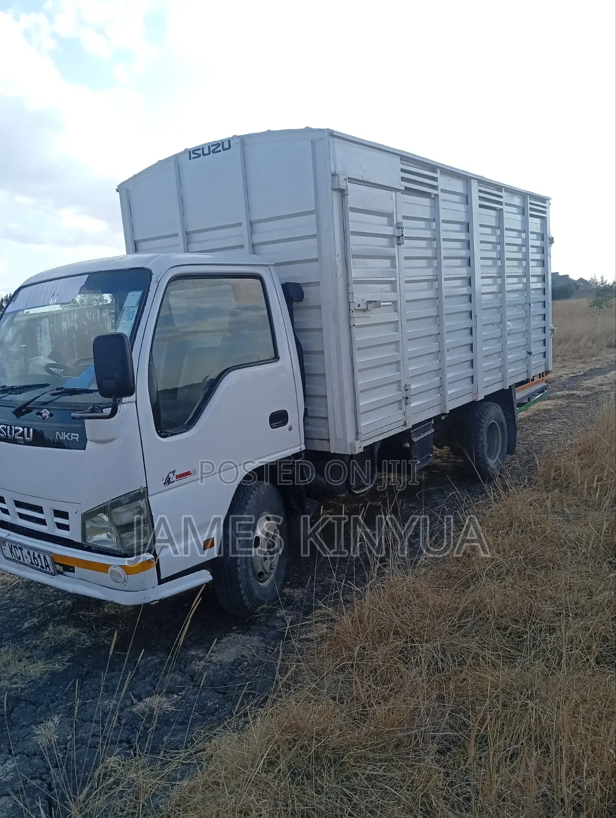 Isuzu NKR Truck