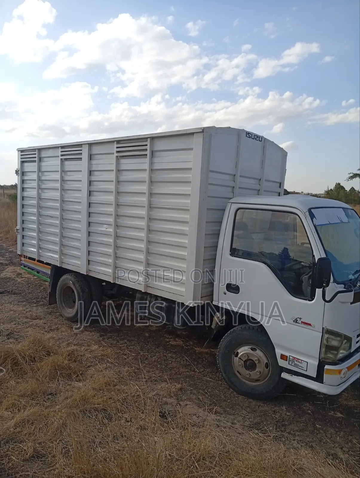 Isuzu NKR Truck