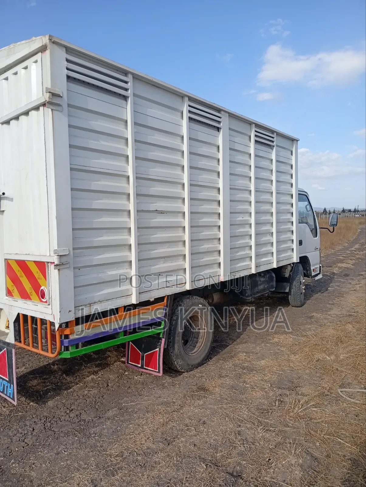 Isuzu NKR Truck