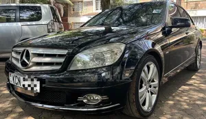 Mercedes-Benz C250 2011 Black