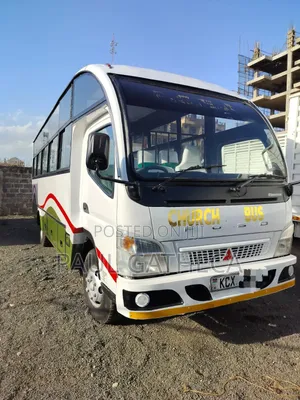 Mitsubishi Fuso Canter 2019 White