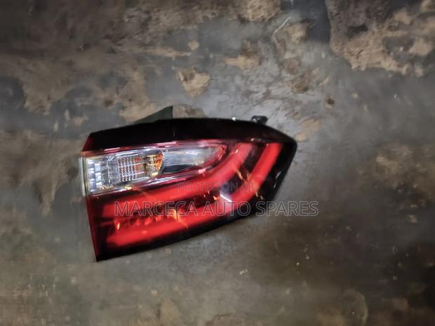 Taillight Honda Odessy New - thumbnail 2
