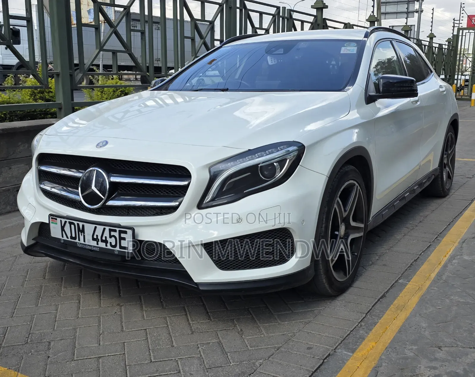 Mercedes-Benz GLA-Class 2016 Pearl