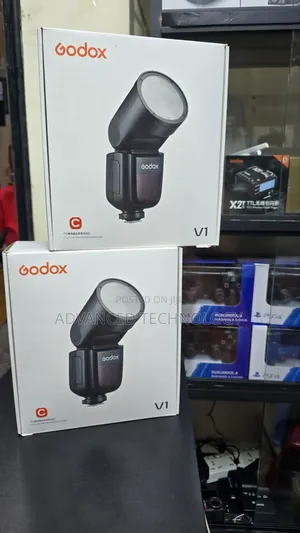 Godox V1 Round Head Flash for Canon