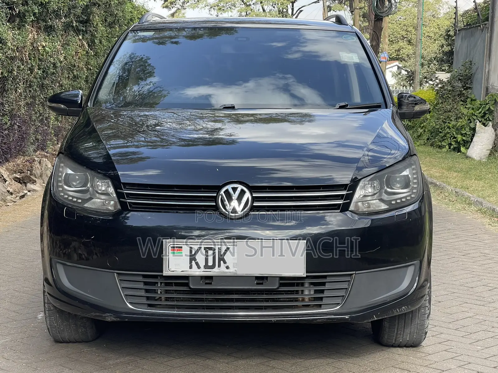Volkswagen Touran 2015 Black
