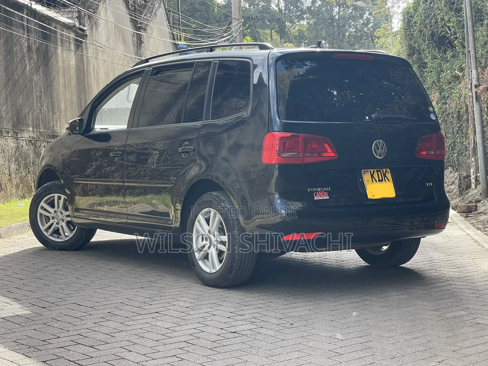 Volkswagen Touran 2015 Black