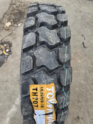 1000r20 Townhall Tires (Diff) Commercial.