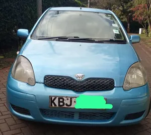 Toyota Vitz 2002 Blue