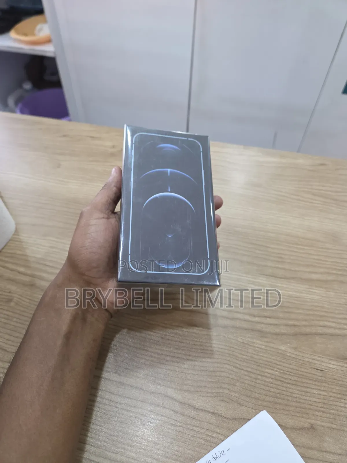 New Apple iPhone 12 Pro 256 GB Gold