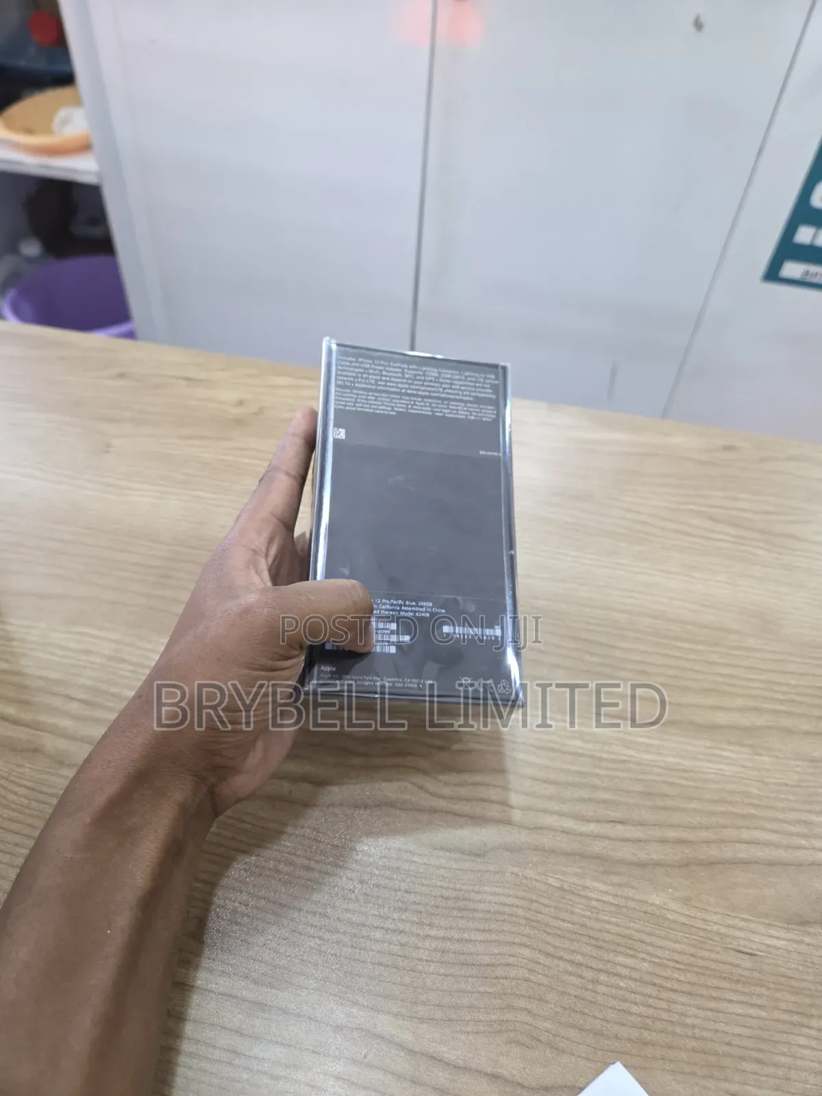 New Apple iPhone 12 Pro 256 GB Gold