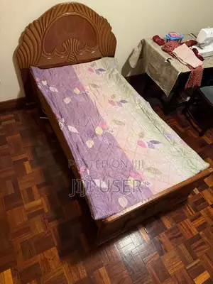 Single Bed and Mattress With Storage