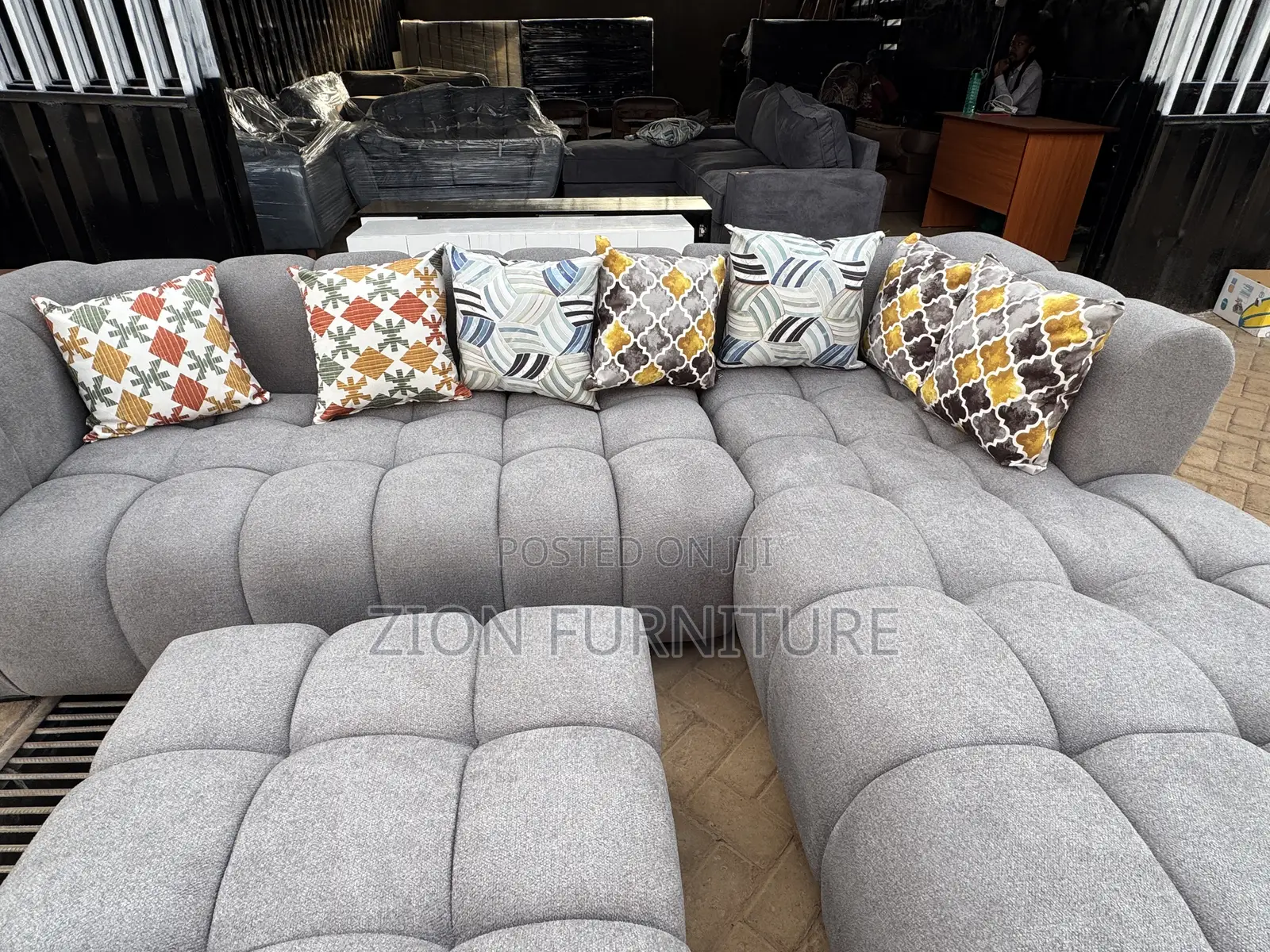 Bubble L-Shaped Sofa Set – 6 Seater!